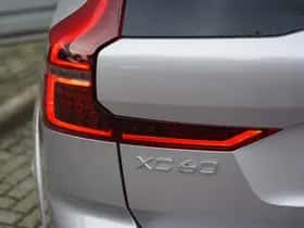 Volvo XC60 (2025) thumbnail 8