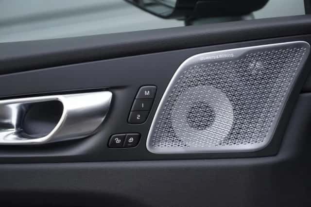 Volvo XC60 (2025) thumbnail 5