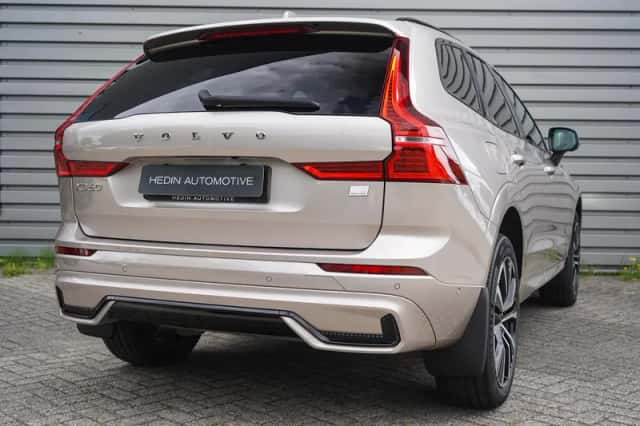 Volvo XC60 (2023) thumbnail 6