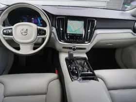 Volvo V60 (2023) thumbnail 13