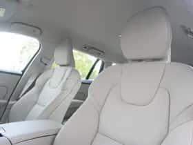 Volvo V60 (2023) thumbnail 17