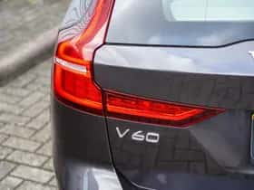 Volvo V60 (2023) thumbnail 8