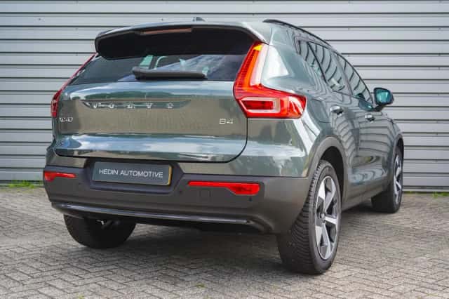 Volvo XC40 (2025) thumbnail 6