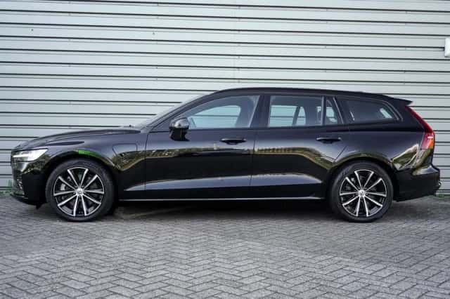 Volvo V60 (2025) thumbnail 3