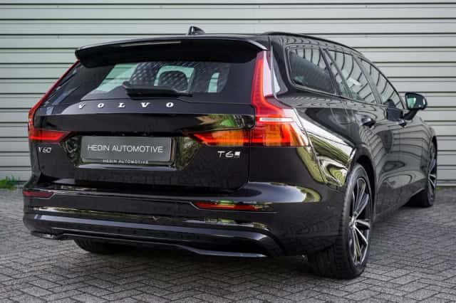 Volvo V60 (2025) thumbnail 6