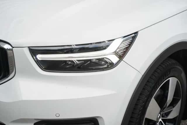 Volvo XC40 (2020) thumbnail 4