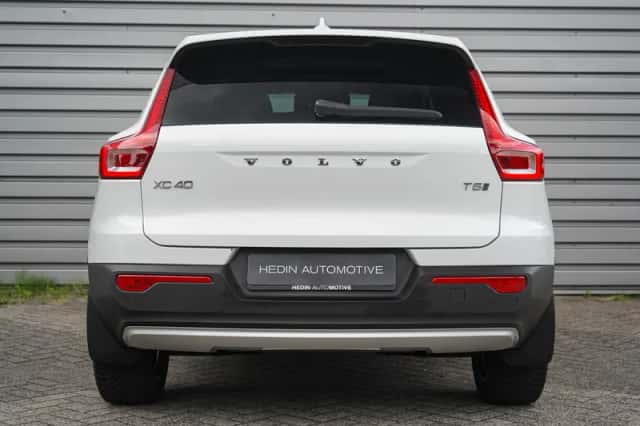 Volvo XC40 (2020) thumbnail 5