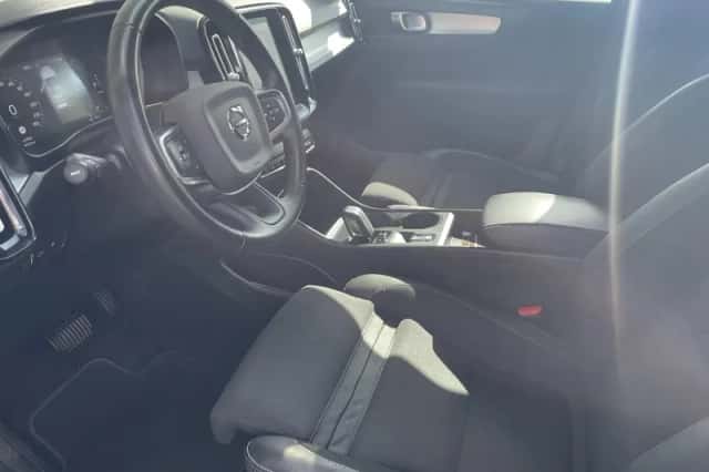Volvo XC40 (2020) thumbnail 6