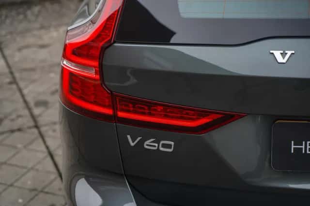 Volvo V60 (2025) thumbnail 5