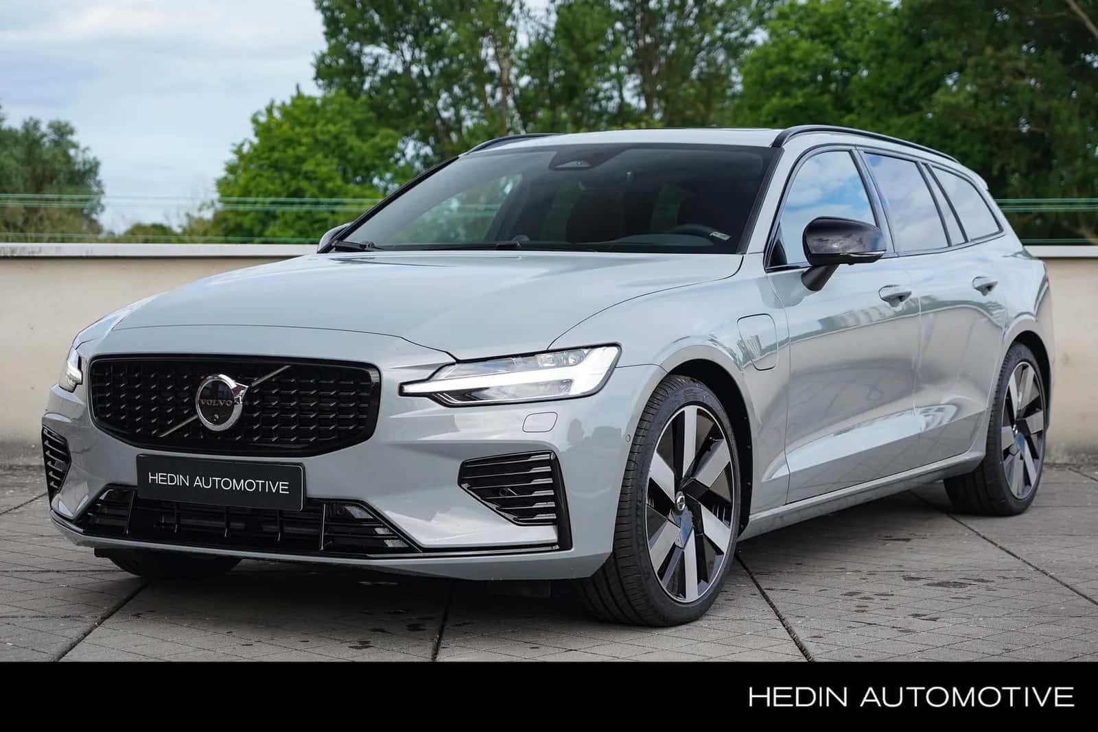 Volvo V60 (2025) — foto 1
