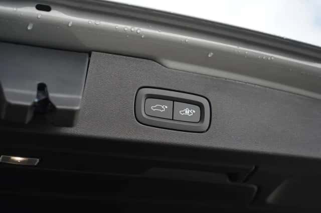 Volvo V60 (2025) thumbnail 11