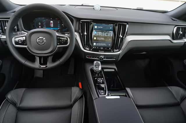 Volvo V60 (2025) thumbnail 13