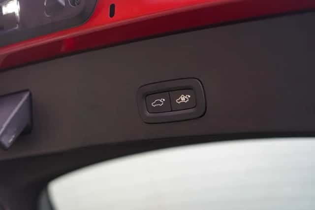 Volvo C40 (2025) thumbnail 11