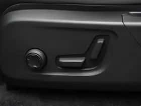 Volvo C40 (2025) thumbnail 16