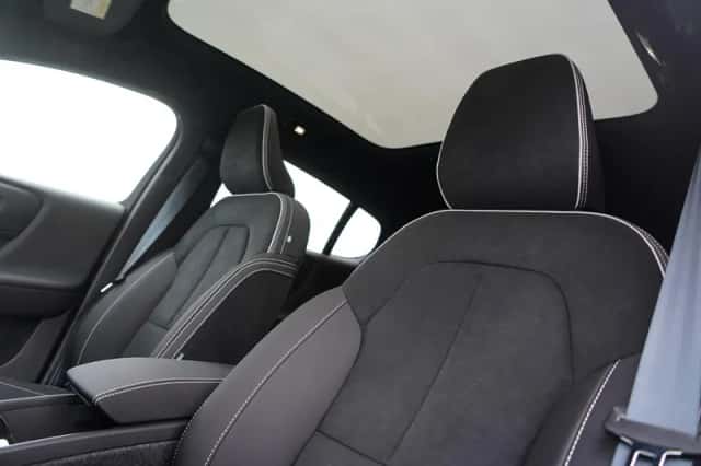 Volvo C40 (2025) thumbnail 17
