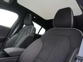 Volvo C40 (2025) thumbnail 17