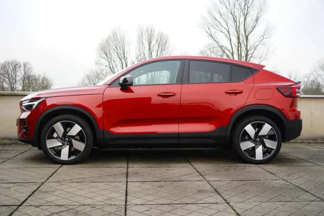 Volvo C40 (2025) thumbnail 3