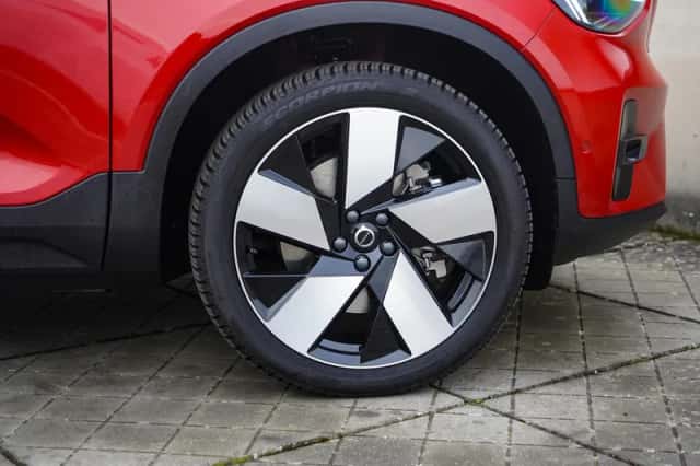 Volvo C40 (2025) thumbnail 7