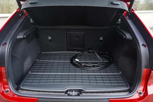 Volvo C40 (2025) thumbnail 10