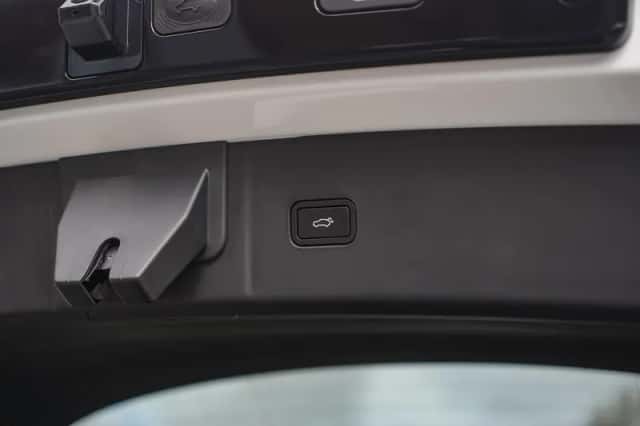 Lynk & Co 08 (2026) thumbnail 11