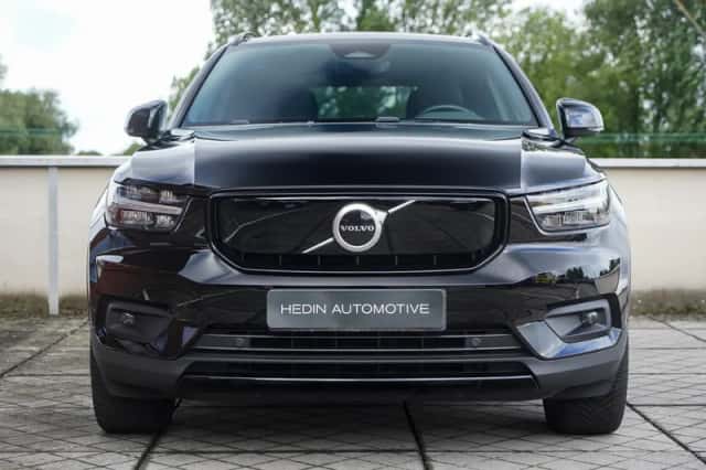 Volvo XC40 (2021) thumbnail 2