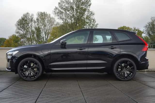 Volvo XC60 (2025) thumbnail 3