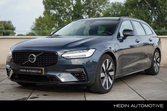 Volvo V90 (2025) thumbnail 1