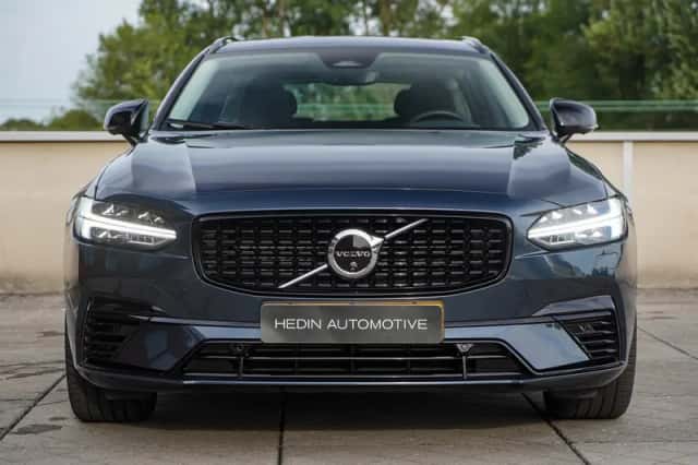 Volvo V90 (2025) thumbnail 2