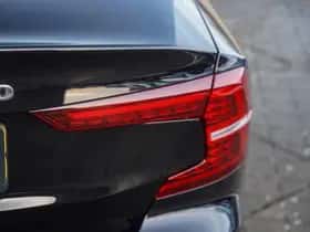 Volvo S60 (2022) thumbnail 9