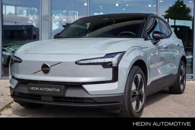 Volvo EX30 (2026) thumbnail 1