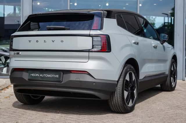 Volvo EX30 (2026) thumbnail 2