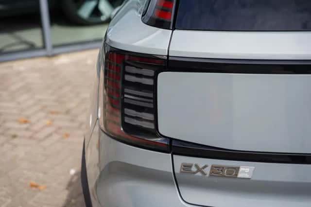 Volvo EX30 (2026) thumbnail 5