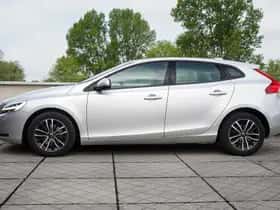 Volvo V40 (2017) thumbnail 3