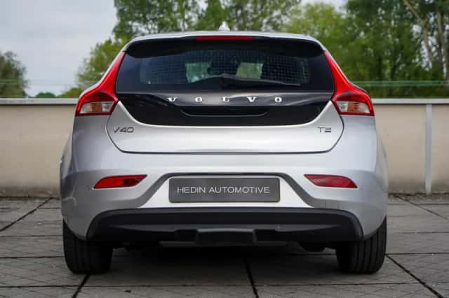 Volvo V40 (2017) thumbnail 5