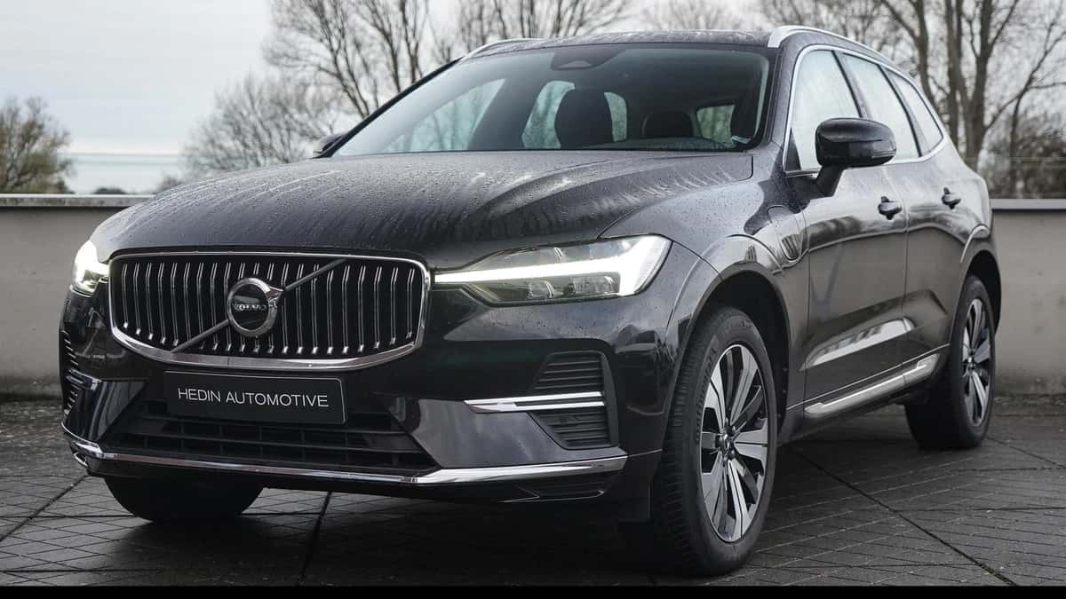 Volvo XC60 (2022) — foto 1