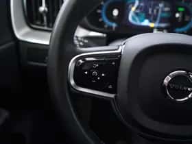 Volvo XC60 (2022) thumbnail 19