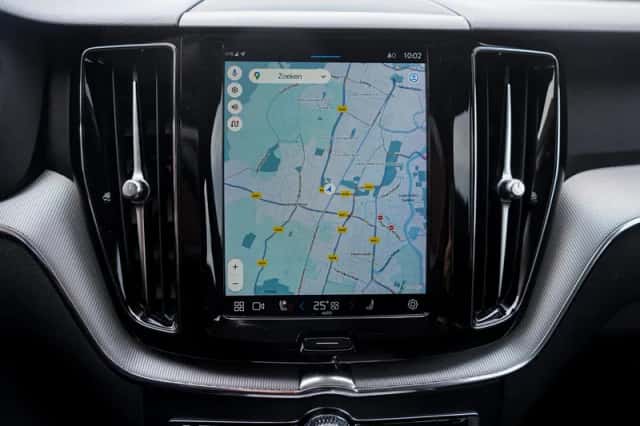 Volvo XC60 (2022) thumbnail 22