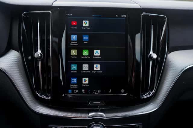 Volvo XC60 (2022) thumbnail 25