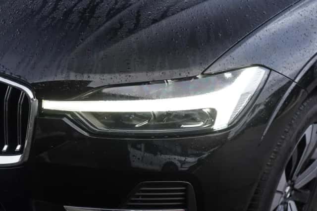 Volvo XC60 (2022) thumbnail 4