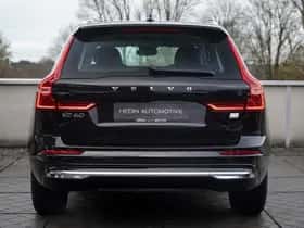 Volvo XC60 (2022) thumbnail 5