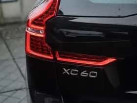 Volvo XC60 (2022) thumbnail 8