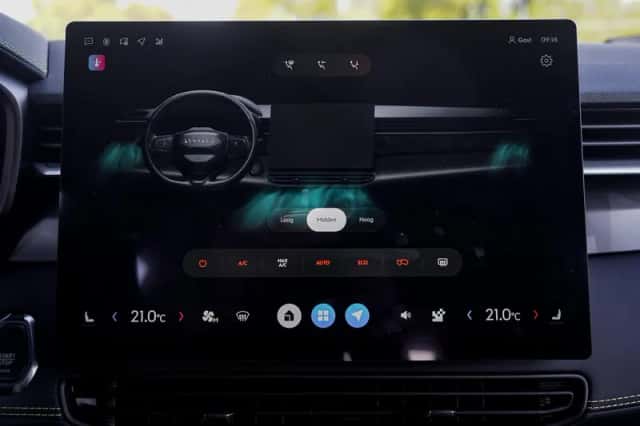 Lynk & Co 01 (2026) thumbnail 24
