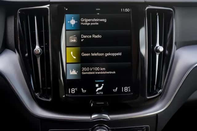 Volvo XC60 (2021) thumbnail 18