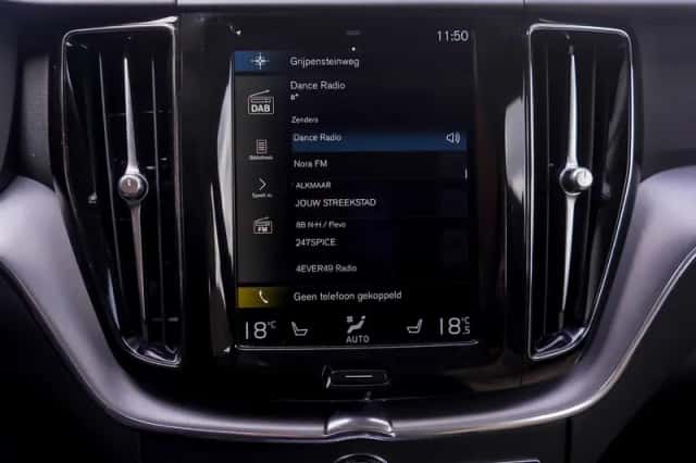 Volvo XC60 (2021) thumbnail 20