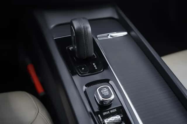 Volvo XC60 (2021) thumbnail 27