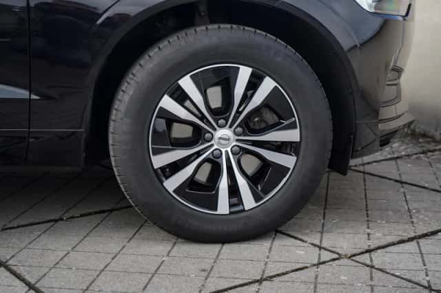 Volvo XC60 (2021) thumbnail 7