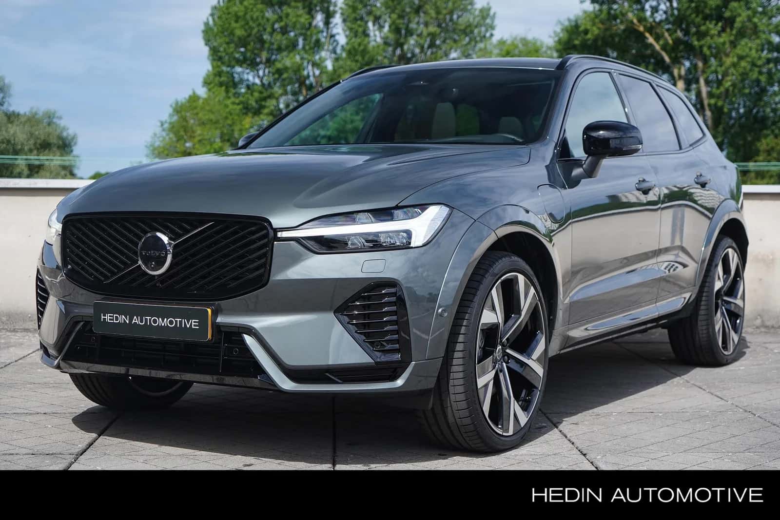 Volvo XC60 (2026) — foto 1