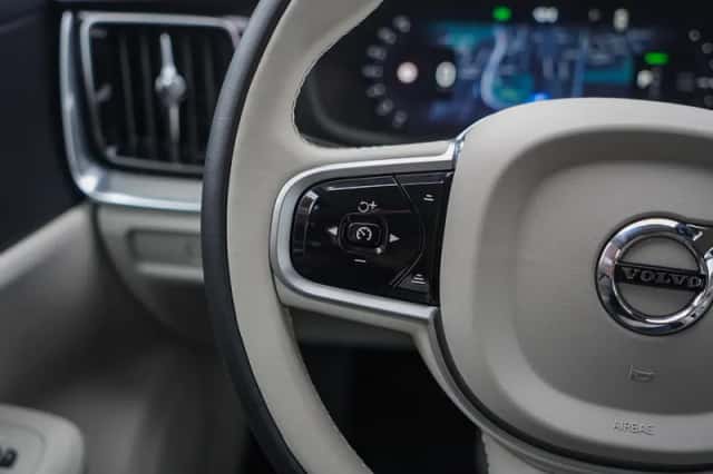 Volvo V60 (2025) thumbnail 17