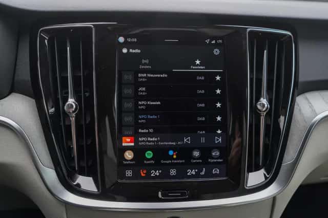 Volvo V60 (2025) thumbnail 23