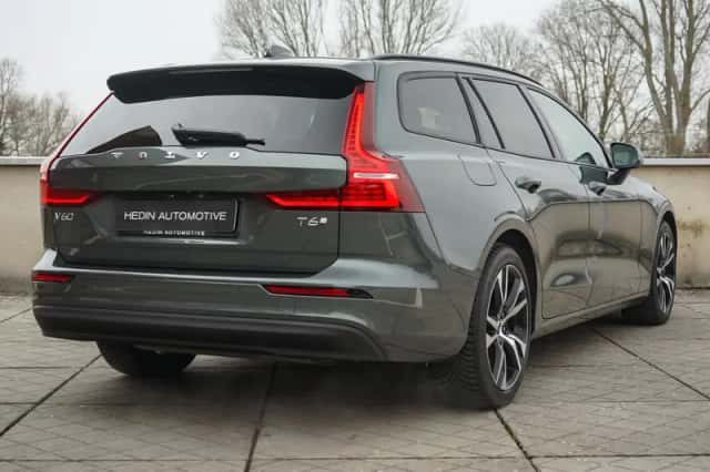 Volvo V60 (2025) thumbnail 6